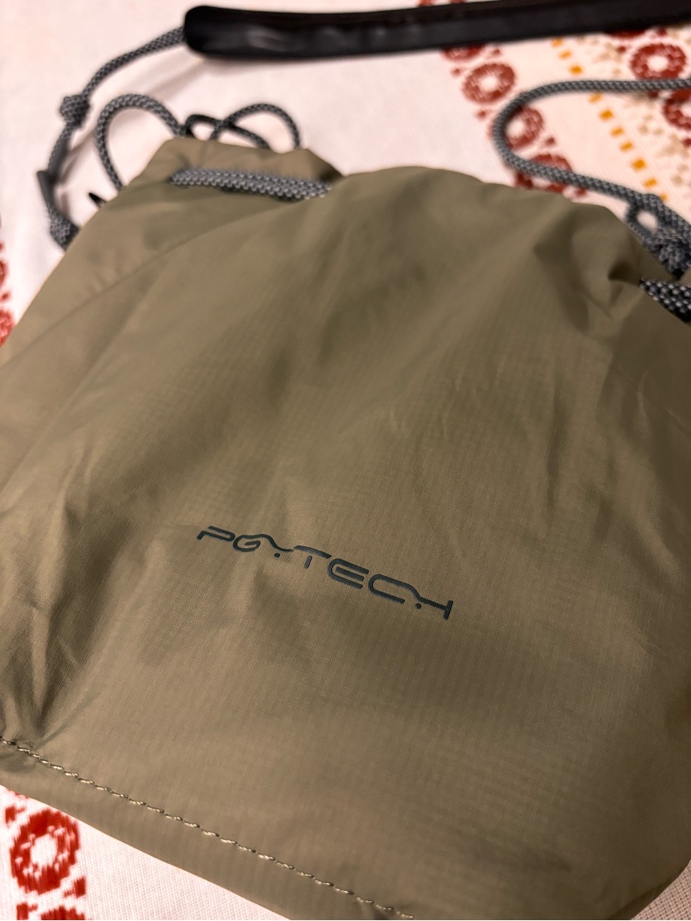 PGYTECH OneGo Drawstring Small Camera Bag - Picture 4 of 8